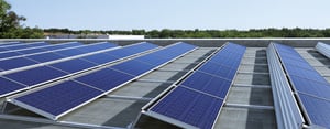 Fotovoltaico bifacciale: i pannelli che producono energia da entrambi i lati